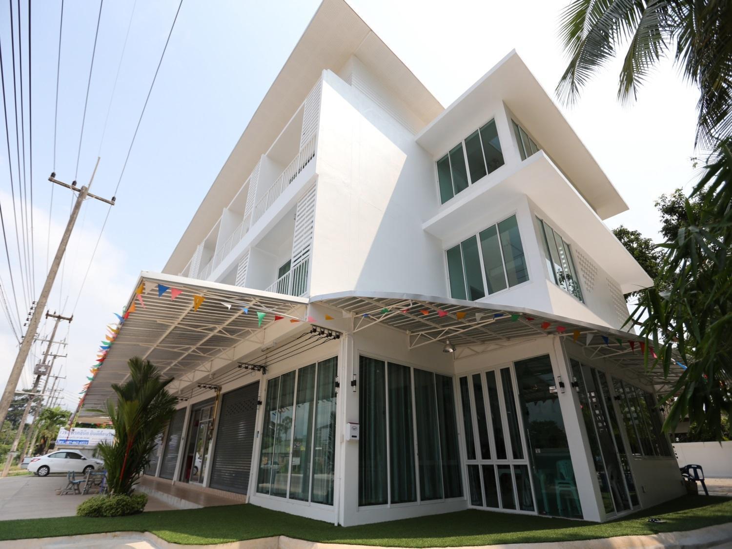 Chicken House Apartment Rayong Exterior photo